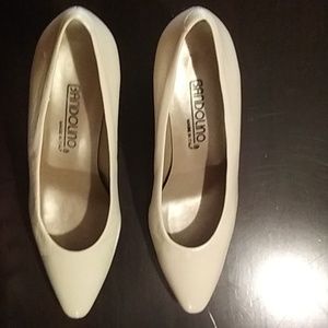 Women's shoes/heels